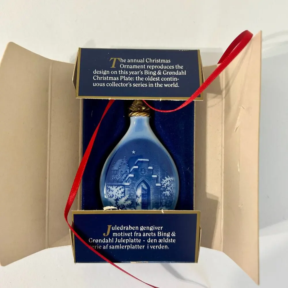 Bing & Grondahl B&G Porcelain 1986 Christmas Ornament Denmark w/ Box Vintage